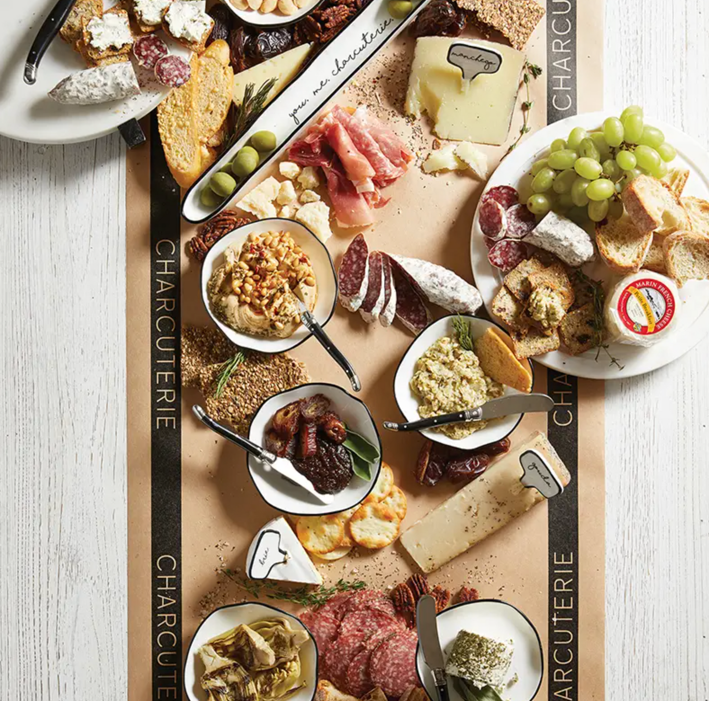 Kraft Table Runner Charcuterie