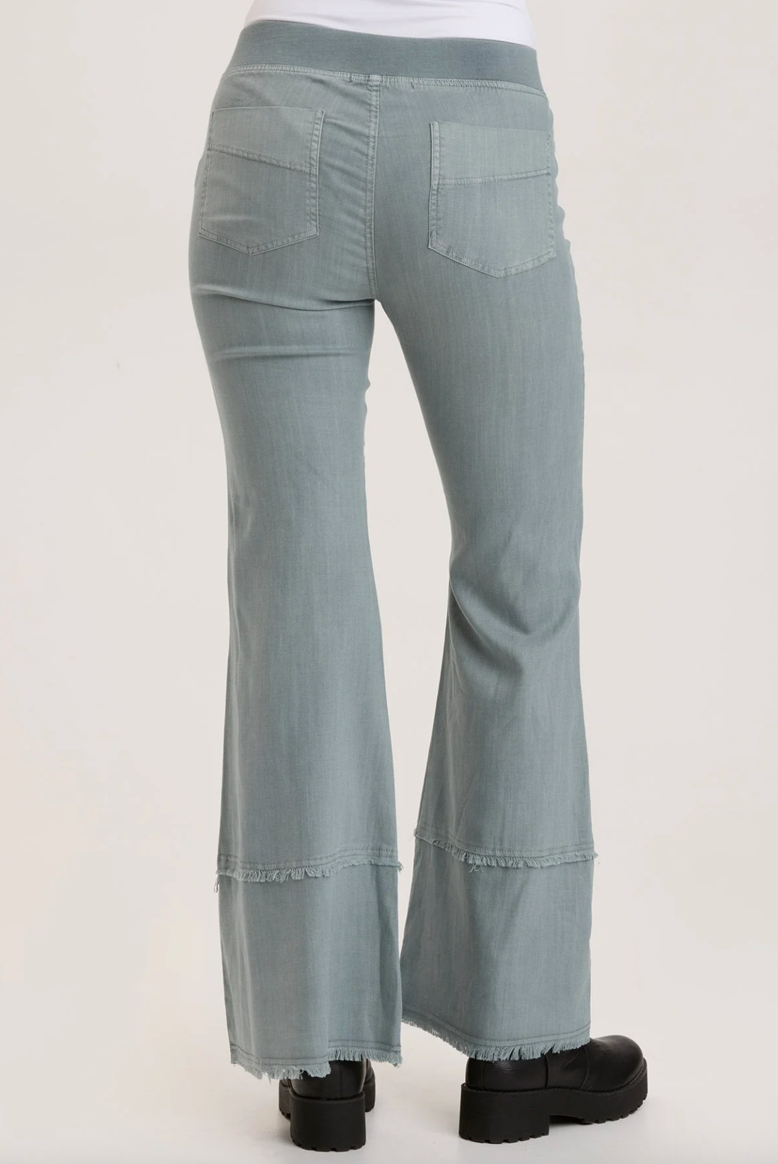 Arrin Pant