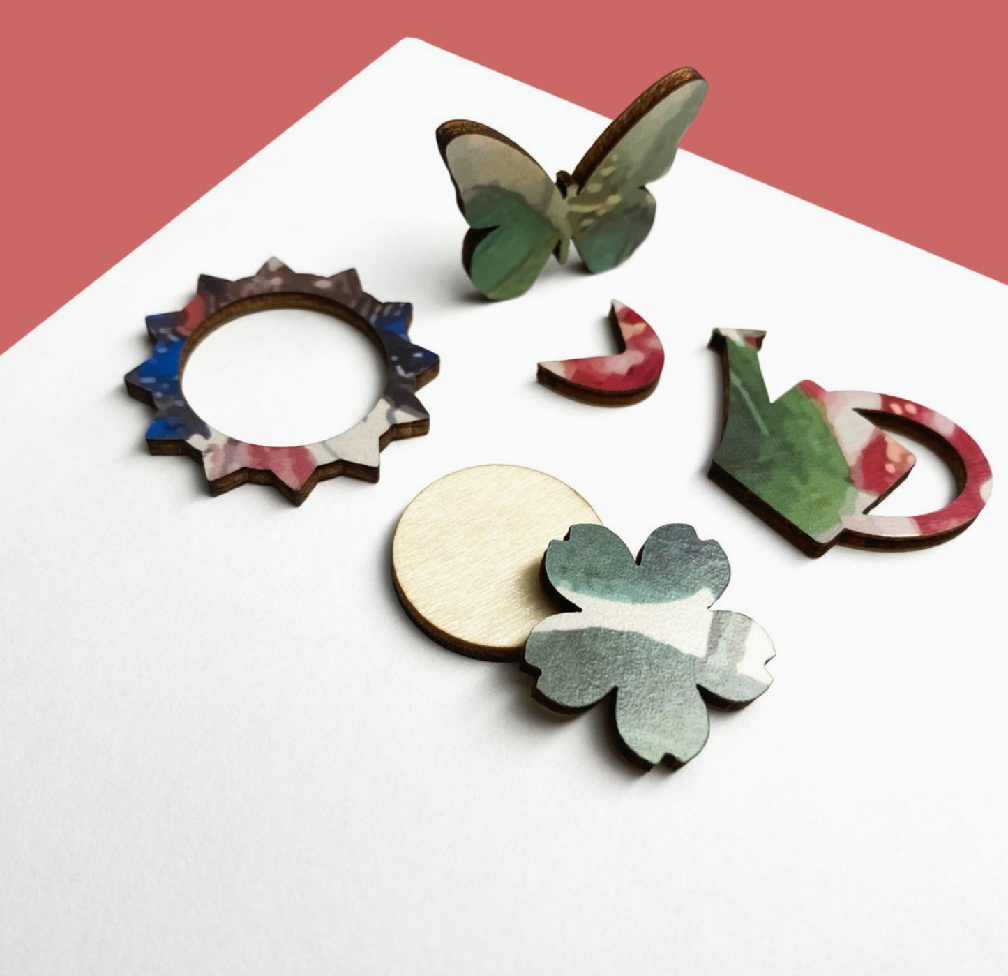 Wooden Botanical Puzzle in Pouch