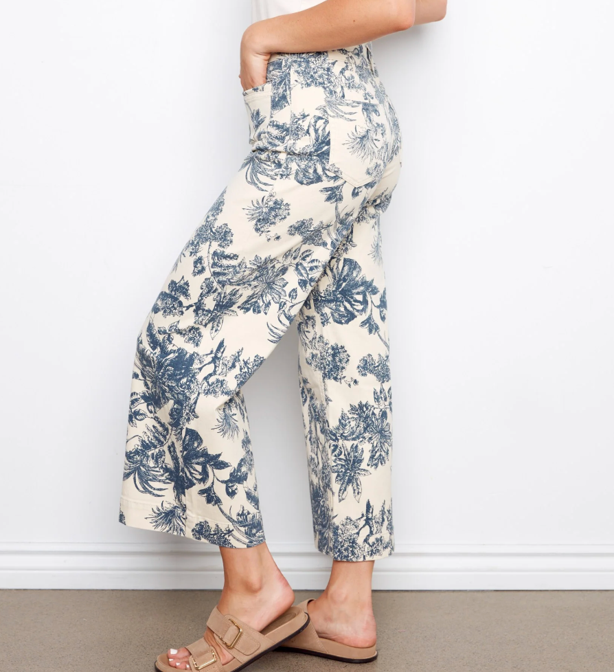 Cropped Patch Pocket Flare Jeans