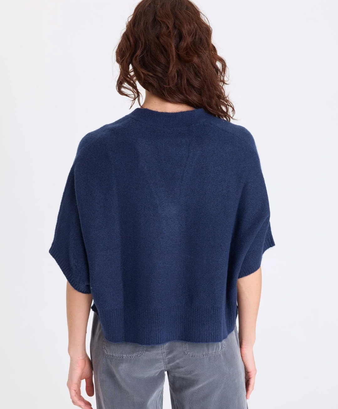 Atemu Pullover Top